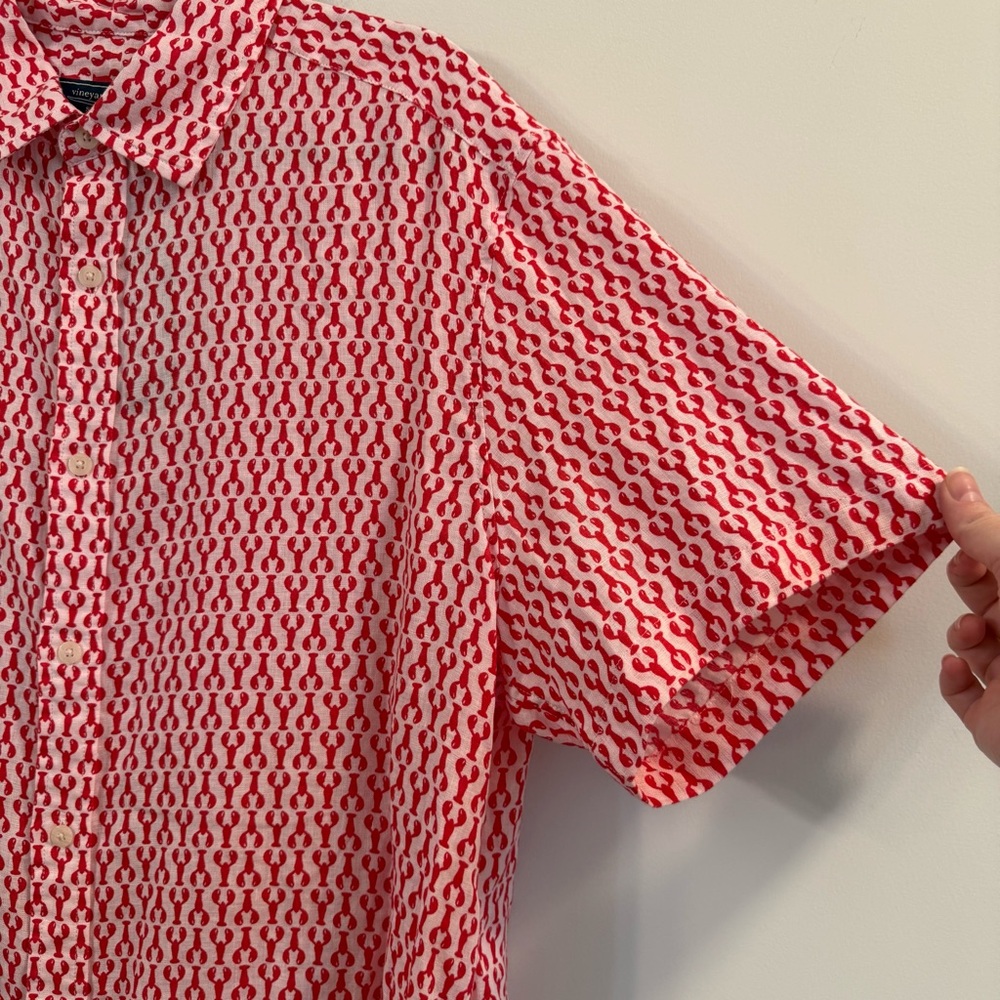 Men’s new Vineyard Vines Red and White lobster Patterned linen button down Shirt - Picture 2 of 5